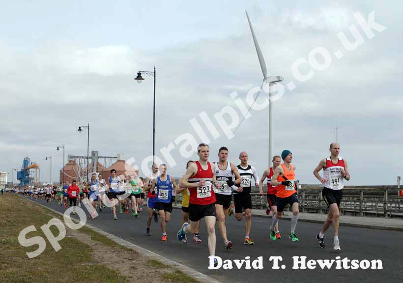 Soon after the start of the Transped Blyth Valley 10k.